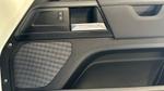 Land Rover Defender Photo 23