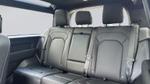 Land Rover Defender Photo 3