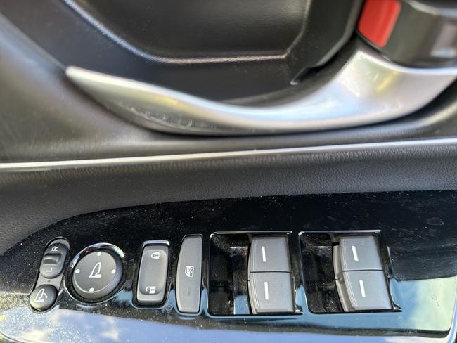 Honda CR-V Photo df2360e4-efc8-4a22-830b-be071711fa28.jpg