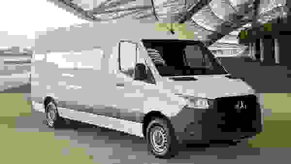 Used 2023 Mercedes-Benz SPRINTER 2.0 315 CDI HD Progressive RWD L3 H2 Euro 6 (s/s) 5dr WHITE at MBNI Truck & Van