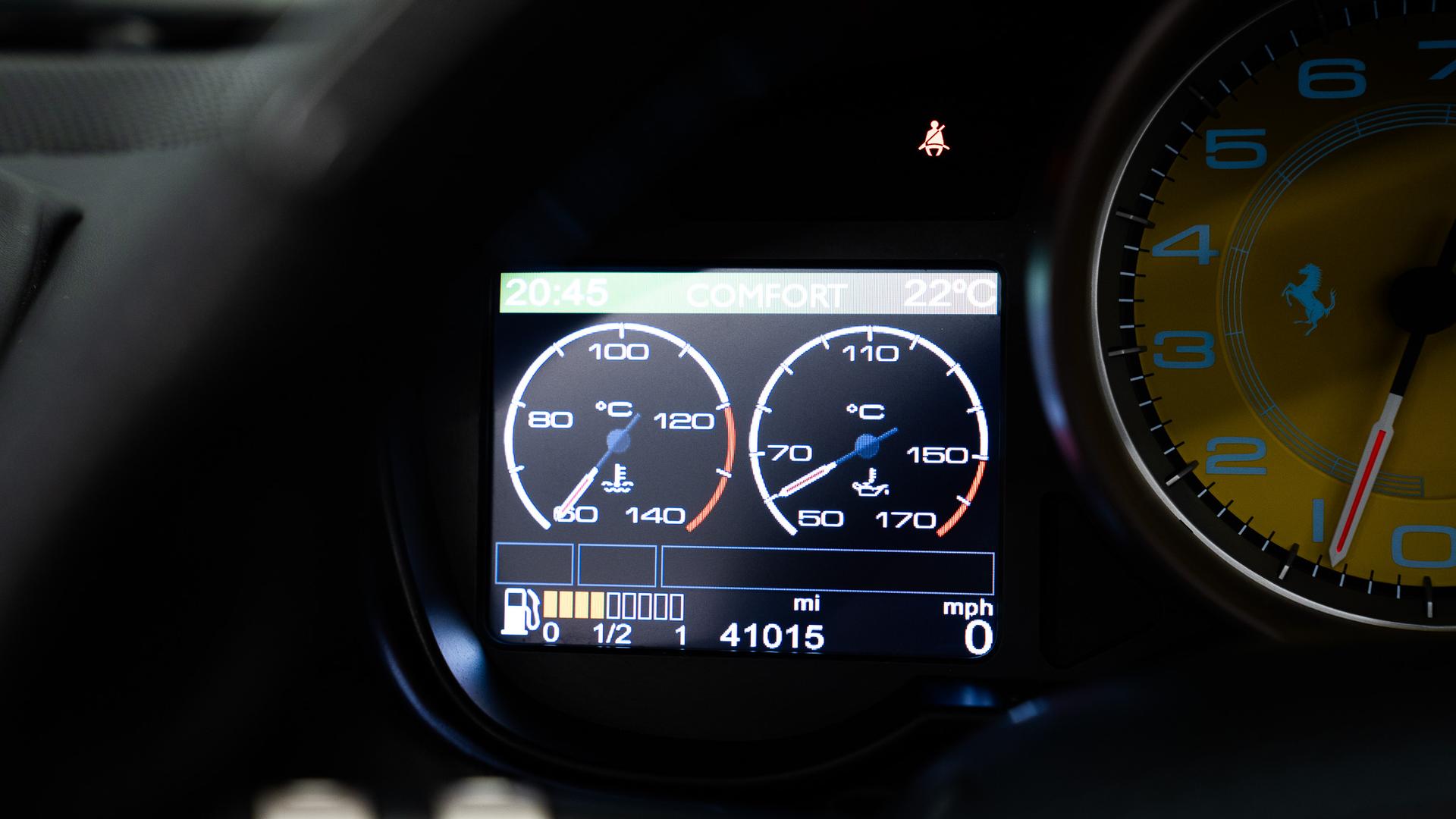Ferrari California Photo df3be2e4-870e-41c0-897c-57c30ee146a7.jpg