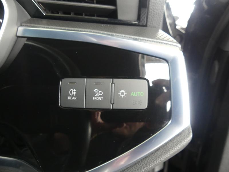 Audi Q3 Photo df3e32cf-d611-4b96-b129-020fca953c2f.jpg