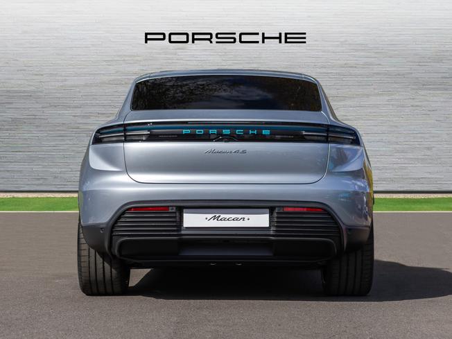 PORSCHE Macan Photo 7