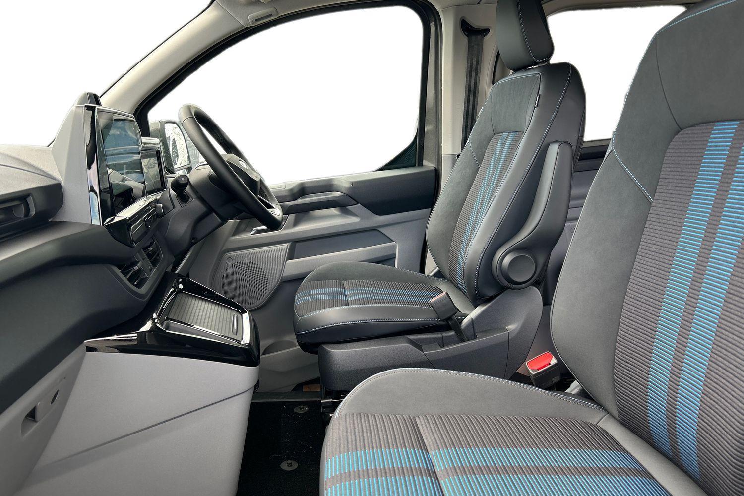 Ford TRANSIT CUSTOM Photo 10
