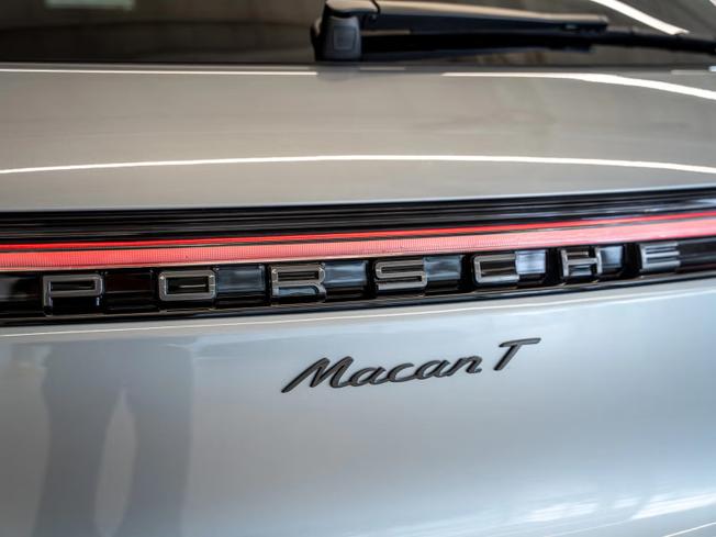 PORSCHE Macan Photo 12