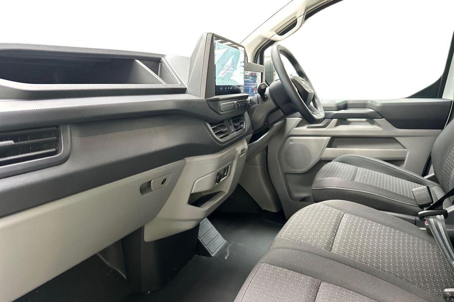 Used Ford TRANSIT CUSTOM CUSTTRENDPHEV01 4