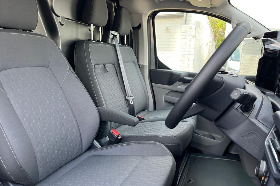 Used Ford TRANSIT CUSTOM CUSTOM42 16