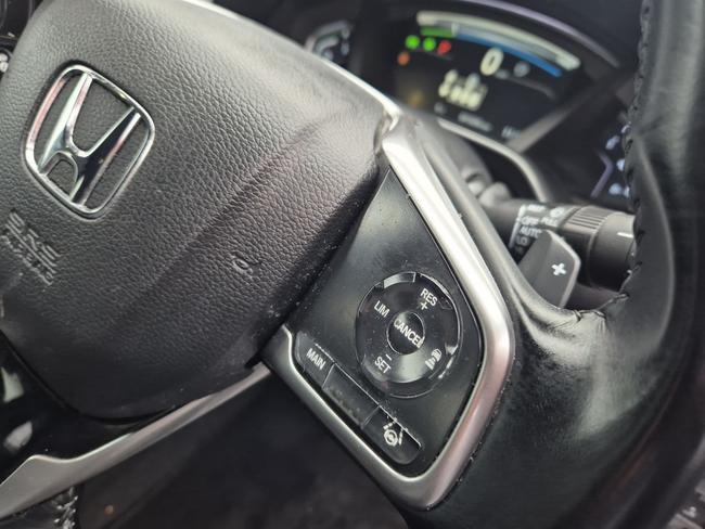 Honda CR-V Photo dfa6b56d-737c-4eda-897c-45056eb38f6a.jpg