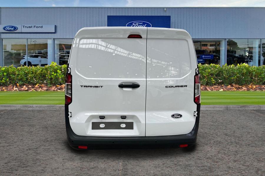Ford TRANSIT COURIER Photo dfa82f64-85b4-4345-aff4-445a3697e88f.jpg