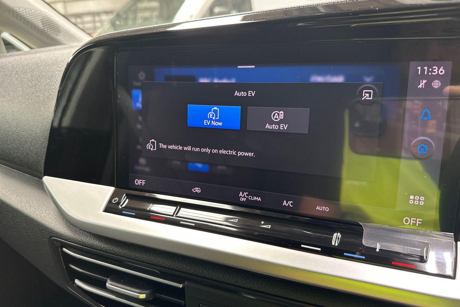 Ford TRANSIT CONNECT Photo 38