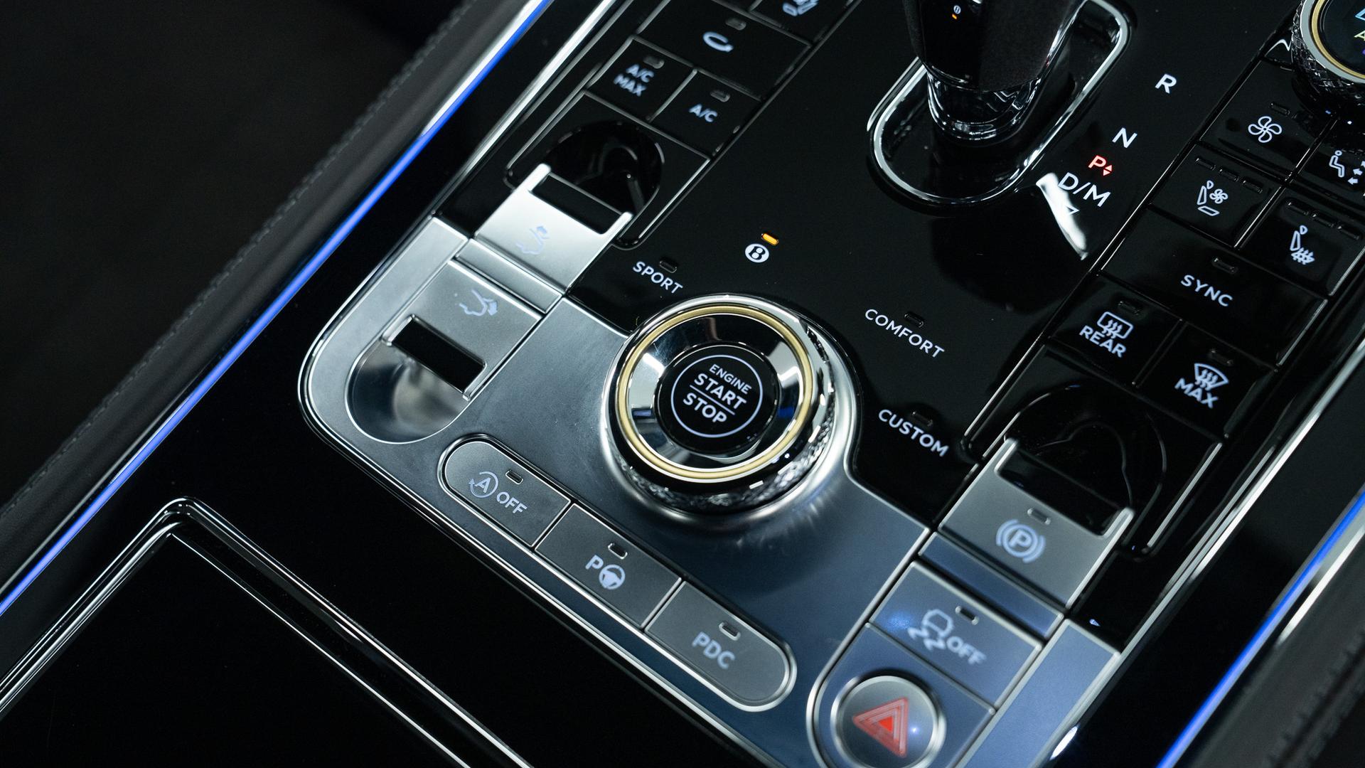 Bentley Continental GT Photo dfb65243-a2ca-4667-b1da-d192f80ea8ad.jpg