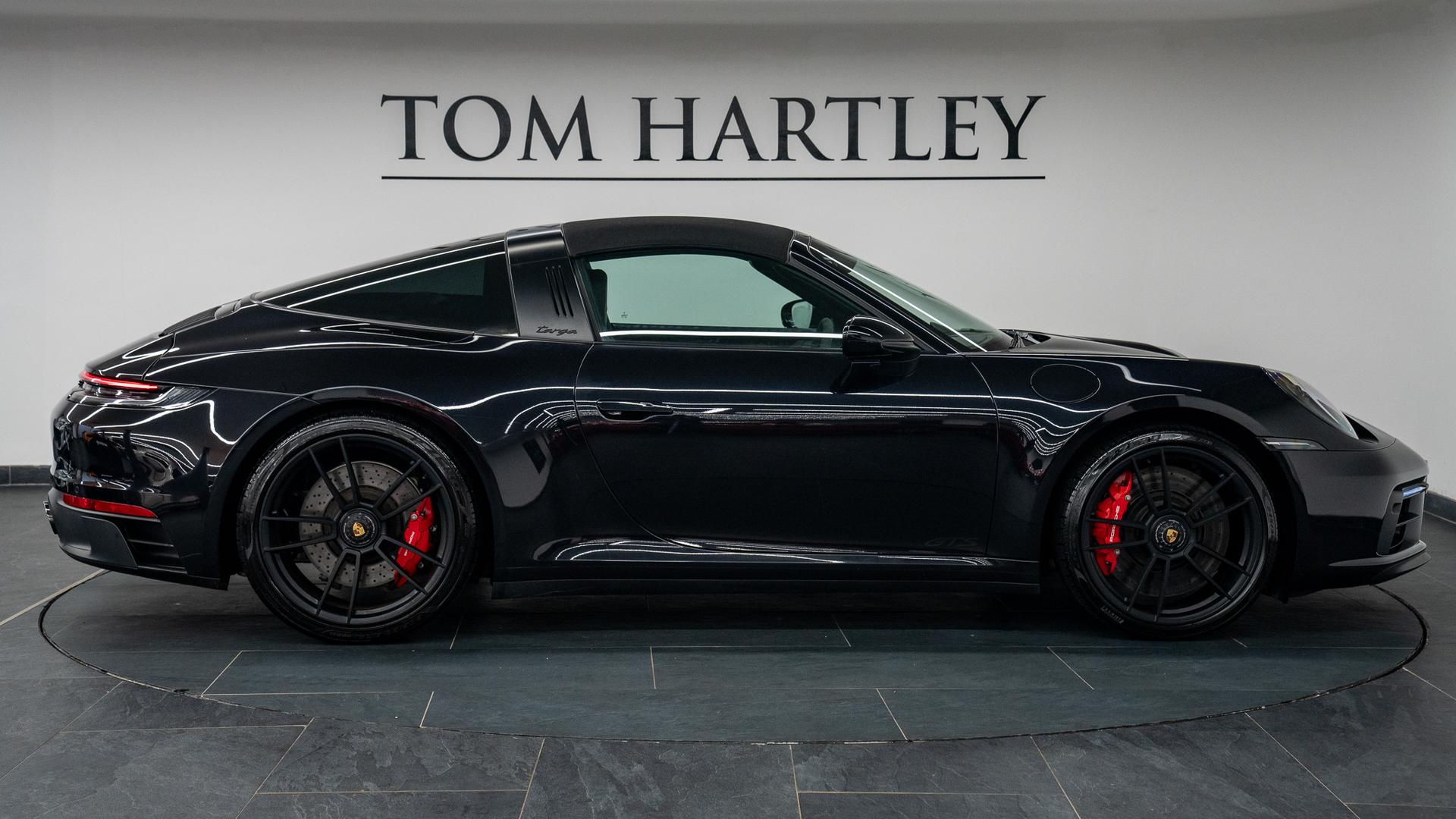 Porsche 911 Photo dfbdd703-c4dc-473b-bcdd-03ecf19cca79.jpg