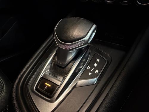 Renault Captur Photo dfe1368f-61cd-45c5-95e3-5718036e3ce2.jpeg