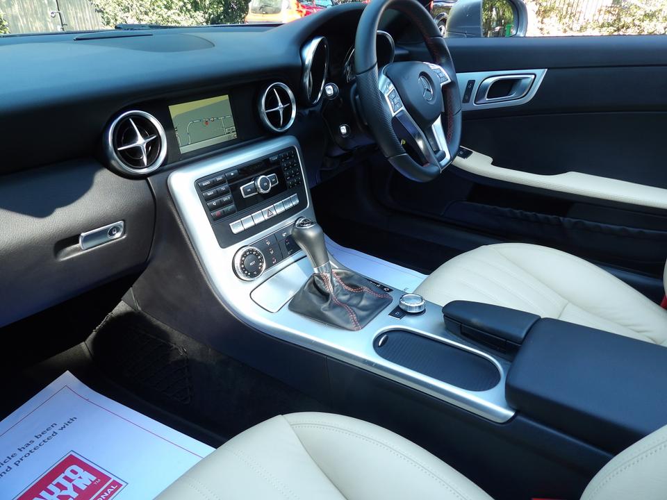 Used Mercedes-Benz SLK YF64CFY 5