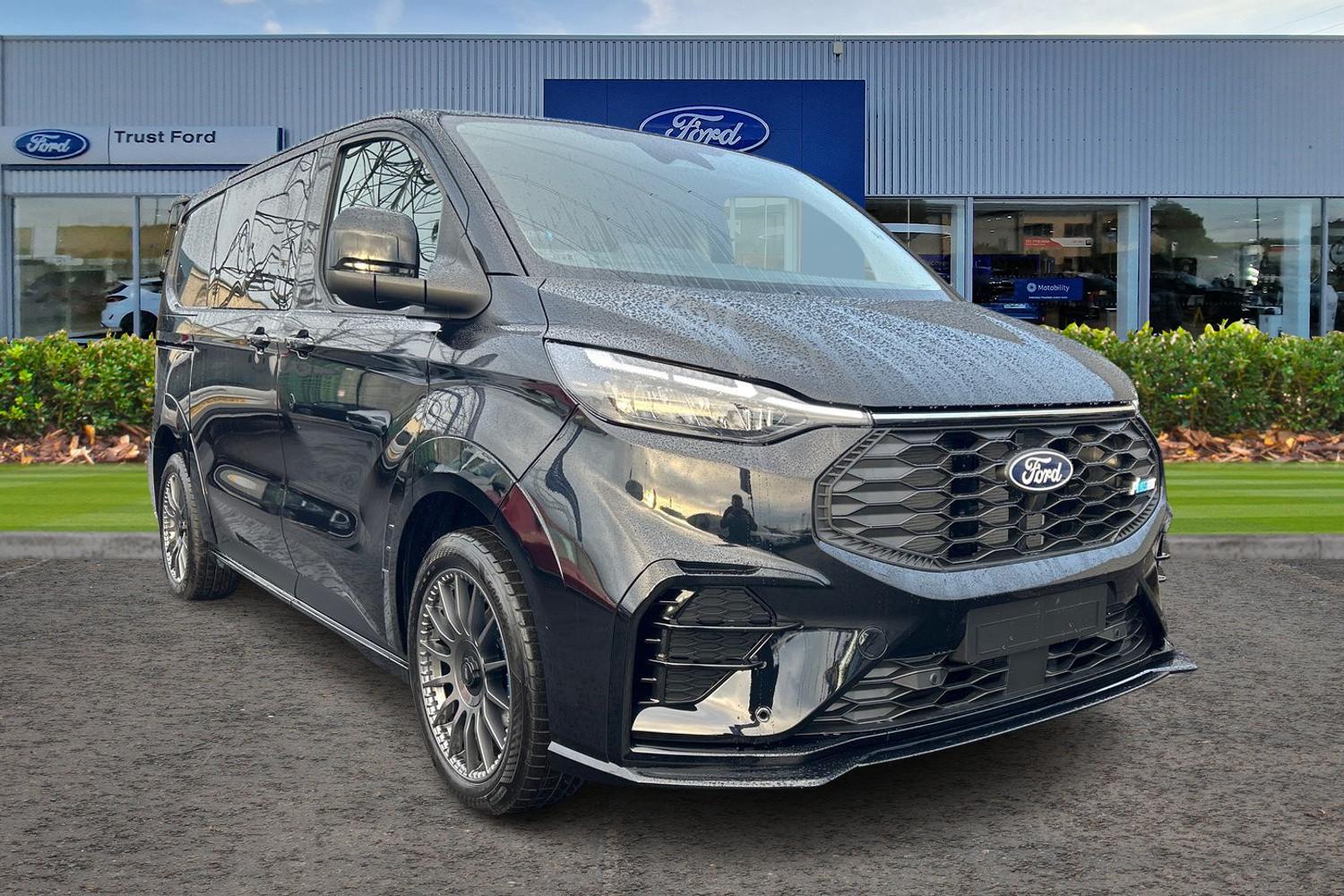 Ford TRANSIT CUSTOM Photo 0