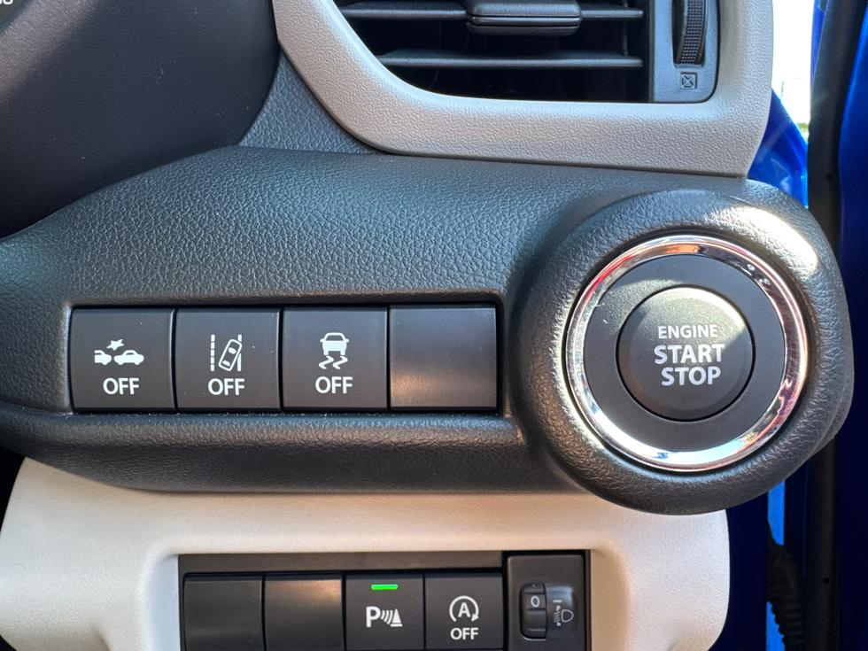 Suzuki Swift Photo e019b504-b236-4b2c-99c2-7538154b51fb.JPEG