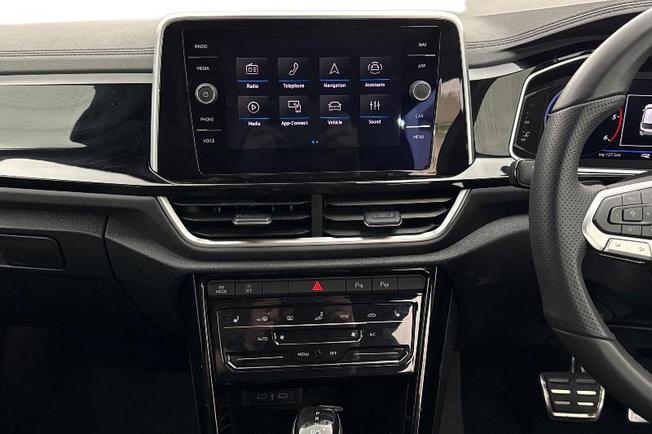 VOLKSWAGEN T-Roc Photo 12