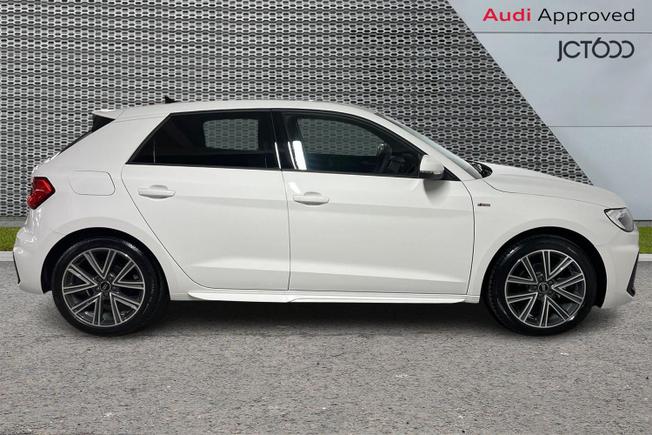 Audi A1 Photo 4