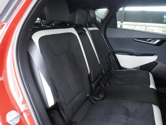 Kia EV6 Photo e02f07d4-6f8b-47b3-9c25-7395232db3d3.jpg
