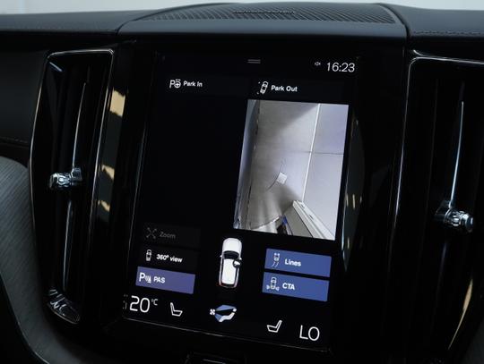 Volvo XC60 Photo e034cd86-3a4b-45a6-9d3f-554efd35fbc3.jpg
