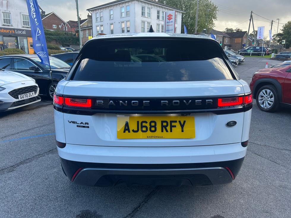 Land Rover Range Rover Velar Photo e04dbfdb-1632-4040-8f45-9bf9c696a1f5.jpeg