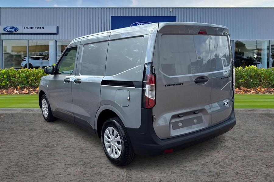 Ford TRANSIT COURIER Photo e055f369-357e-4c79-a574-26a23028fdf6.jpg