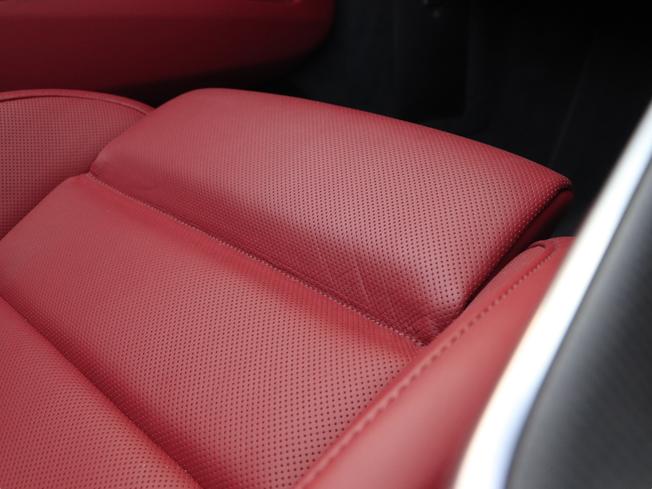 PORSCHE 911 Photo 31