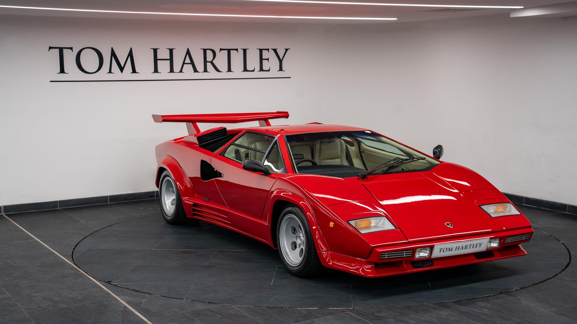 LAMBORGHINI Countach Photo e06280d2-d2ab-4af9-96c4-f3f355e4d4b4.jpg