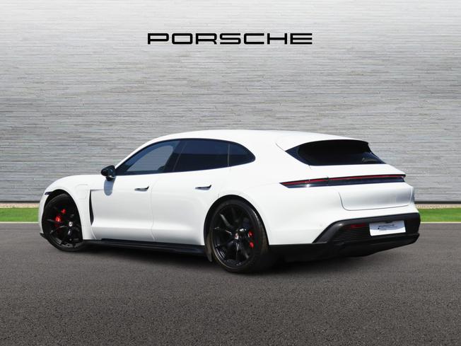 PORSCHE Taycan Photo 2