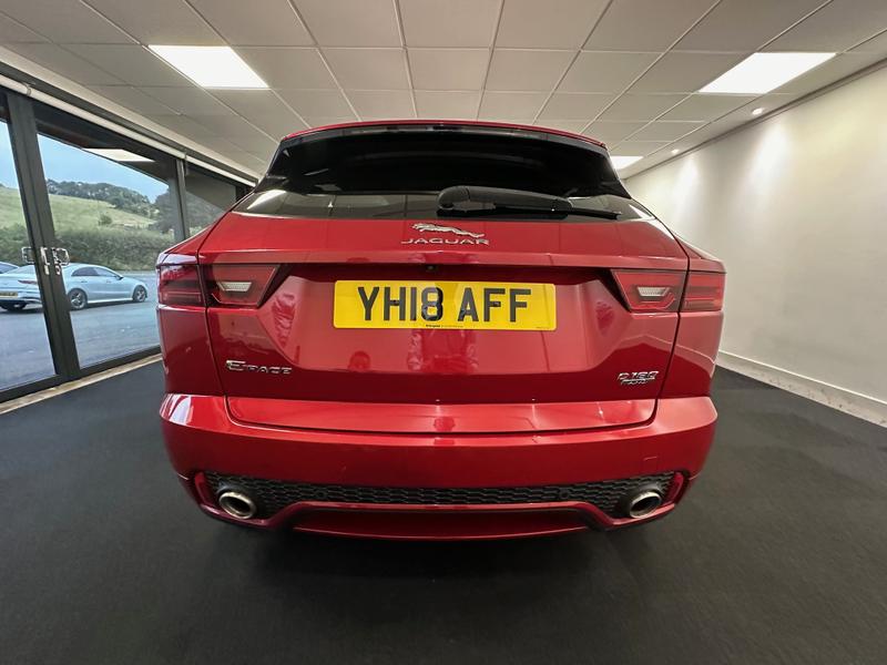 Jaguar E-PACE Photo e07fb9aa-81f8-465f-b1bf-5e118a180ca9.jpg