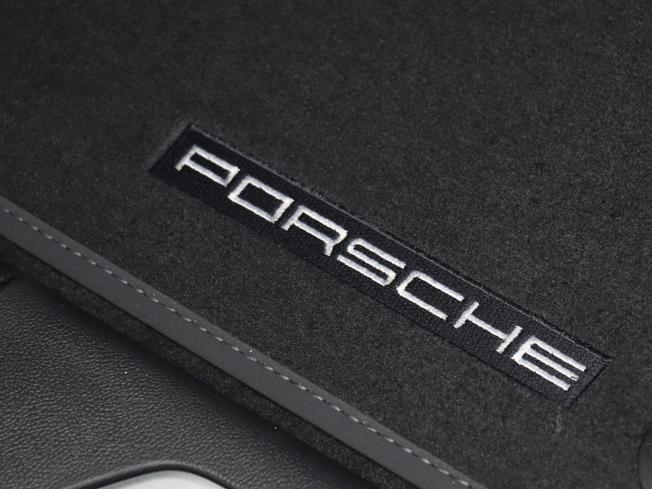 Porsche Cayenne Photo 36