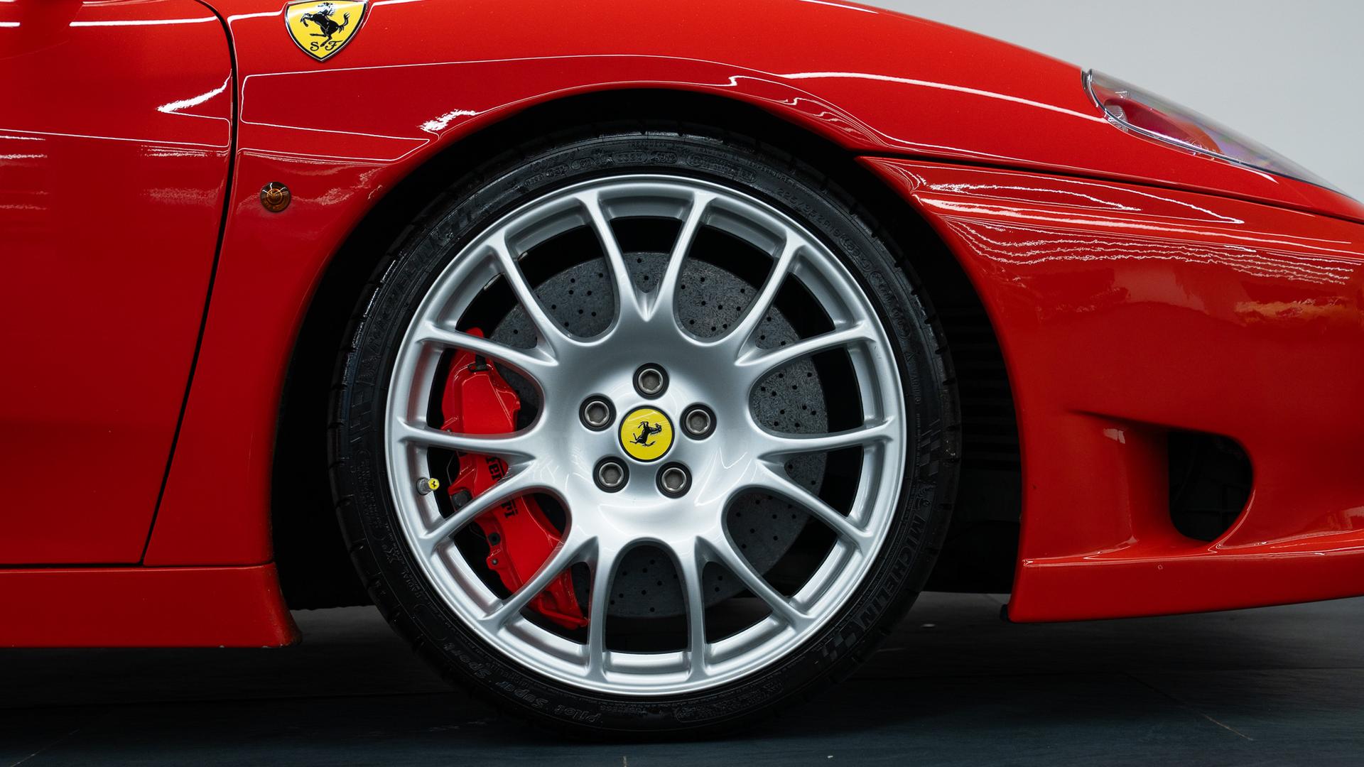 Ferrari 360 Photo e09391f4-febf-486c-a235-2a229e4d2a60.jpg