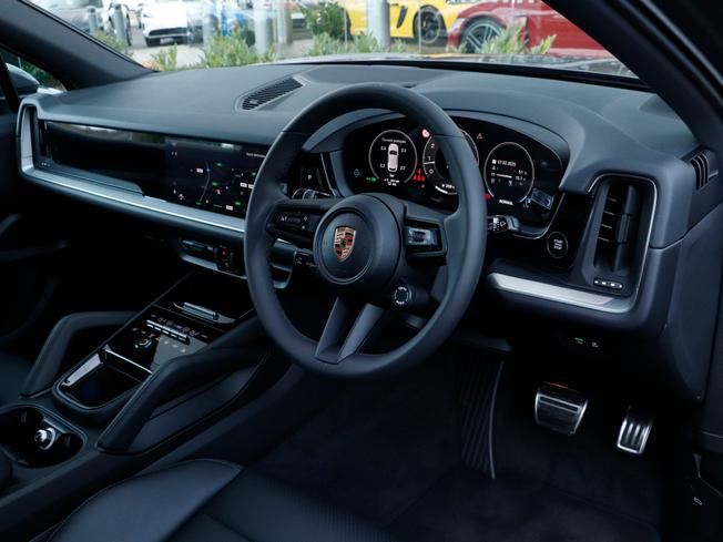 PORSCHE Cayenne Photo 8