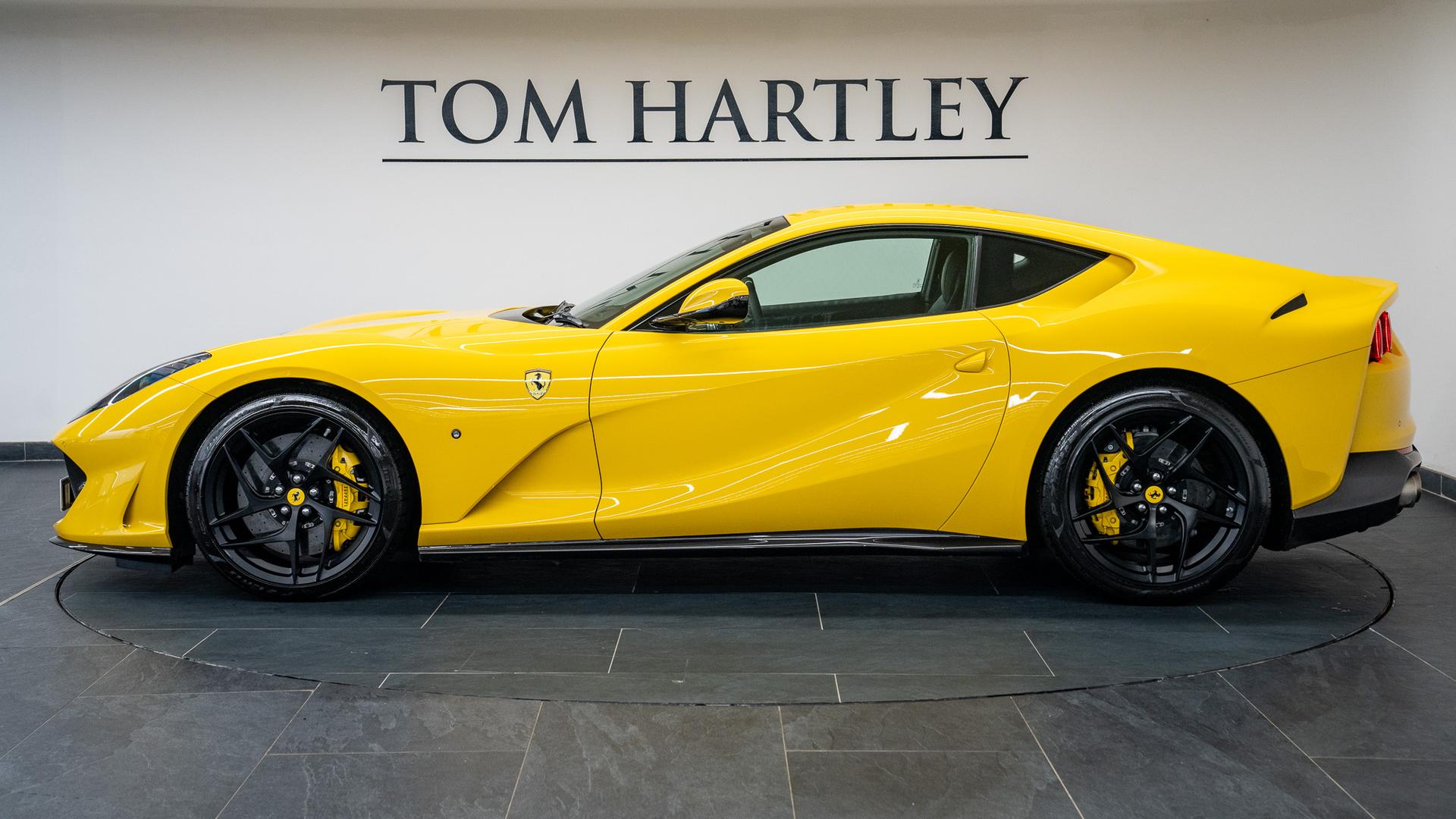 Ferrari 812 Photo e0bbebed-12e2-4e0f-9b82-4a26937de5bb.jpg