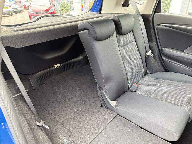 Honda Jazz Photo e0cce801-2a9a-41cd-89ff-3e637848c651.jpg
