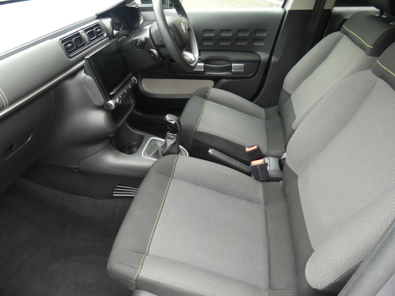 Citroen C3 Photo e0ce73f6-d92e-416b-93de-39d610b359e5.jpg