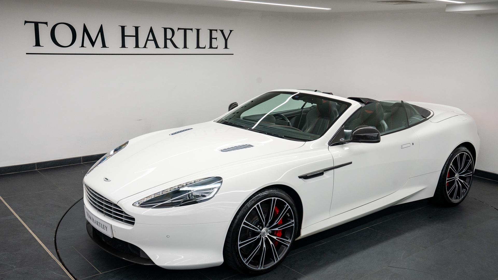 Aston Martin DB9 Photo e0de9831-3e64-482f-92dc-7bf356cf6023.jpg