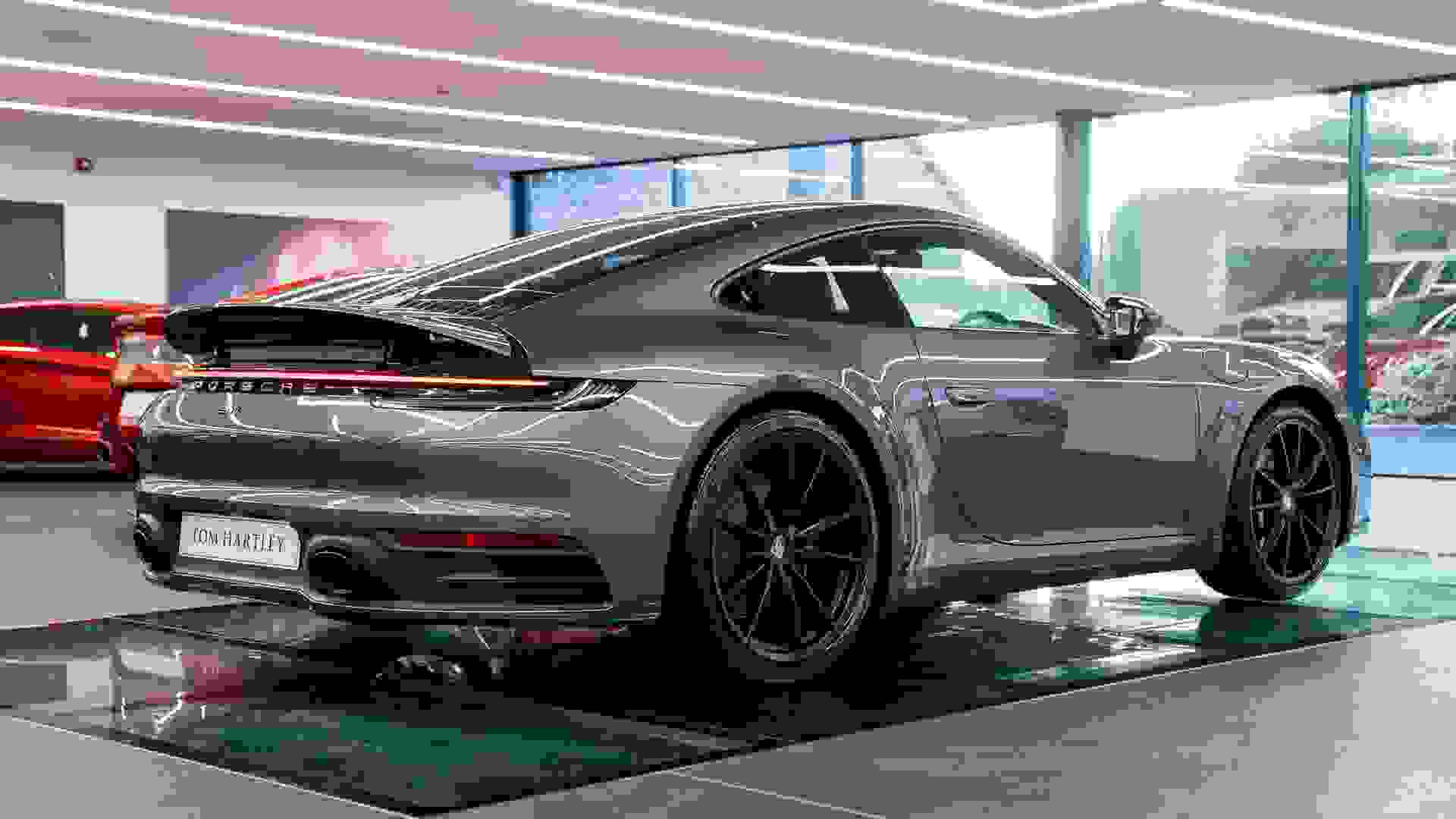 Porsche 911 Photo e0eedfec-138d-49bd-95e5-c3db59691208.jpg