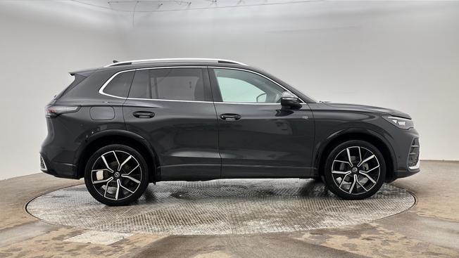 VOLKSWAGEN Tiguan Photo 4