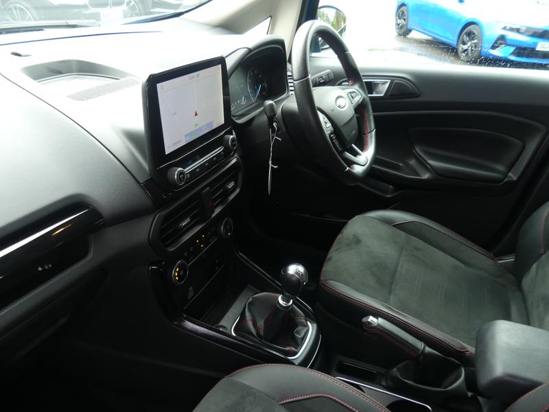 Ford EcoSport Photo e102c9b0-1bbd-416a-bc0f-c952c4192e9a.jpg