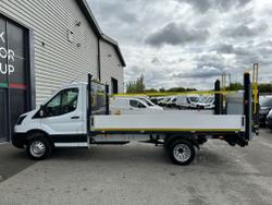 Ford Transit Photo 18