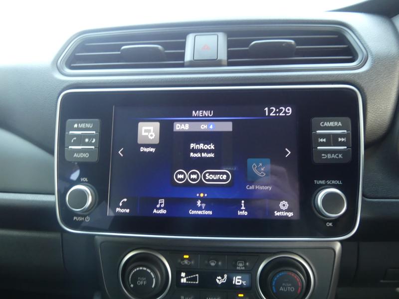 Nissan Leaf Photo e12bd132-edfc-47db-8fd9-9642016da3e0.jpg