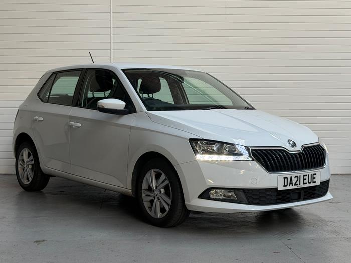 Used 2021 Skoda Fabia 1.0 TSI SE Hatchback 5dr Petrol Manual Euro 6 (s/s) (95 ps) White at Gravells