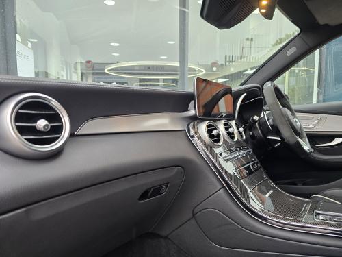 Mercedes-Benz GLC Photo e137ffaa-6f9b-4c99-9260-b1d294d2ba06.jpg