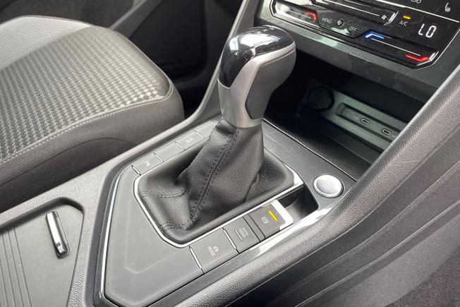 VOLKSWAGEN Tiguan Photo 32