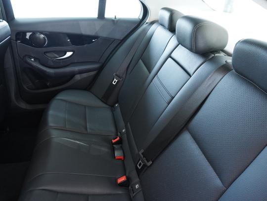 Mercedes-Benz C Class Photo e1446243-d9e9-4a5c-9d11-4064304afb0c.jpg