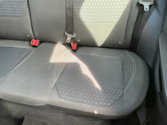 Ford Fiesta Photo 35