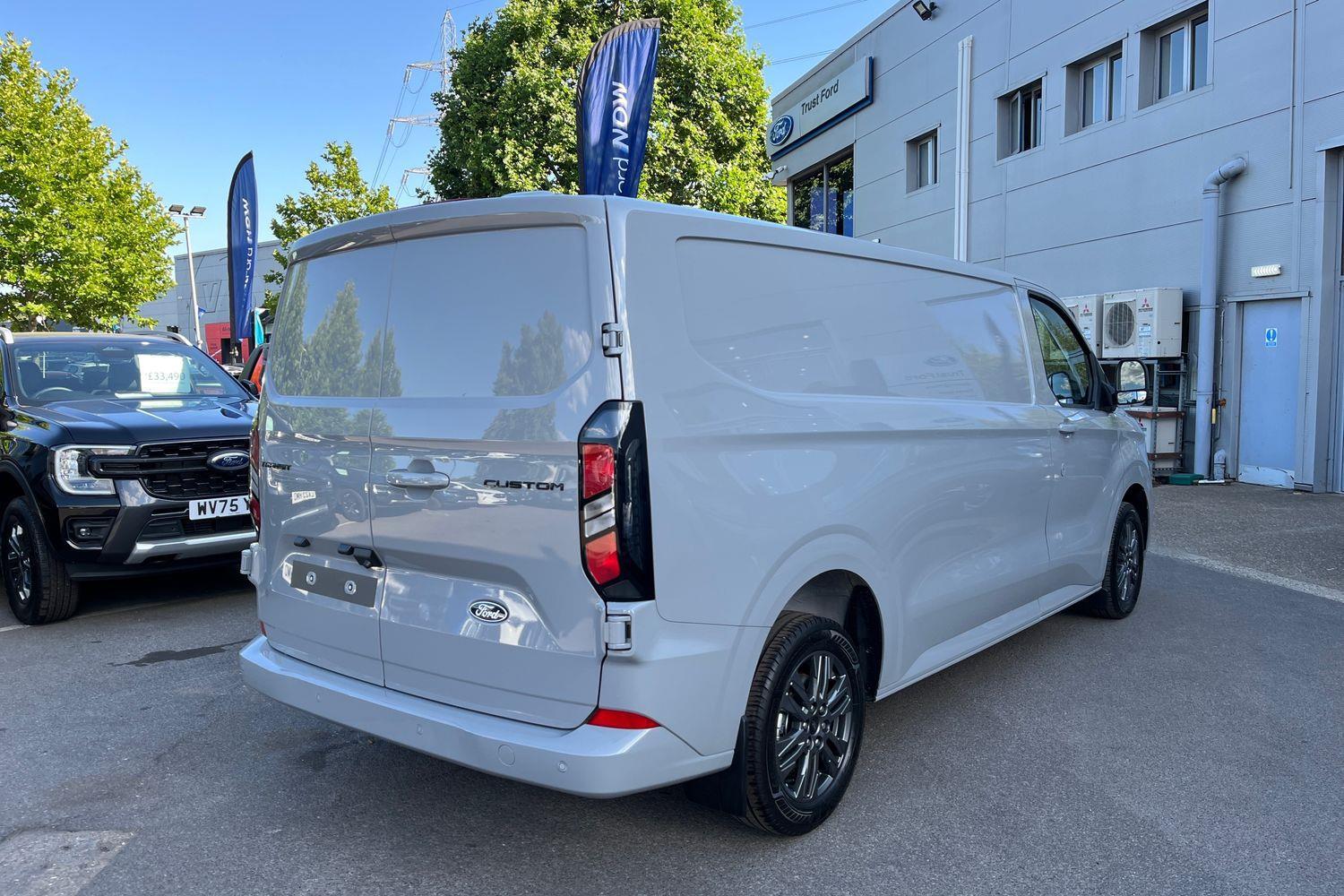 Ford TRANSIT CUSTOM Photo 37