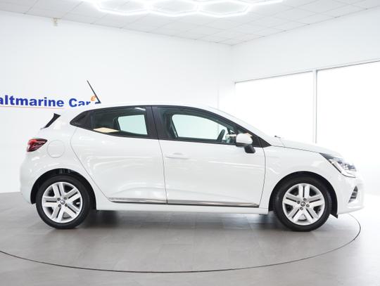 Renault Clio Photo e1569923-3562-4d16-9422-7a33fc5135b3.jpg