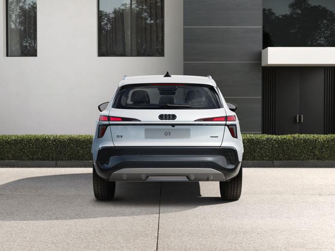 AUDI  Q3 SUV Photo 4